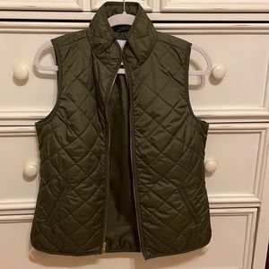 Army green vest